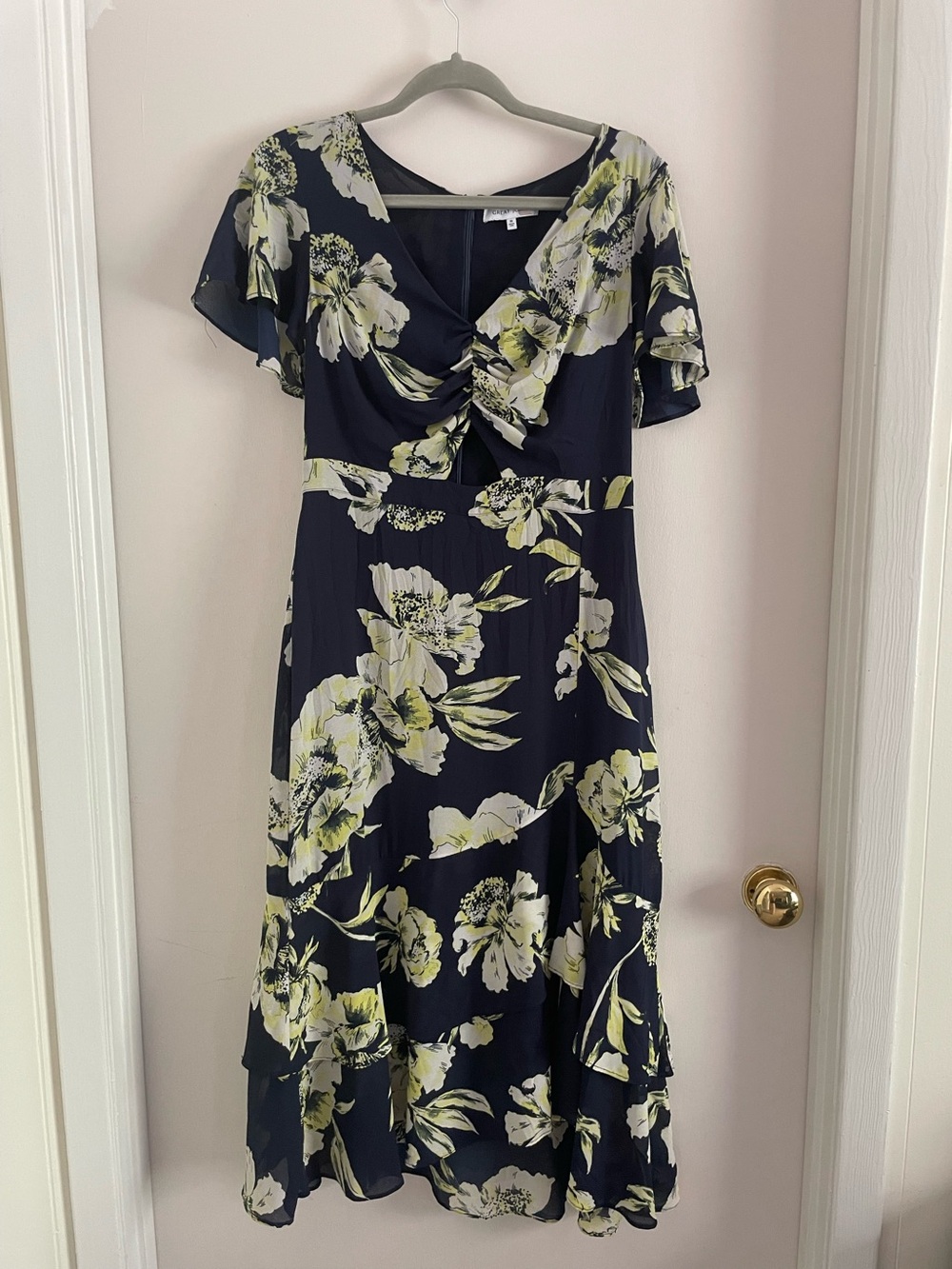 Great Jones Navy Floral Ruffle Midi Dress Size 10 (288)